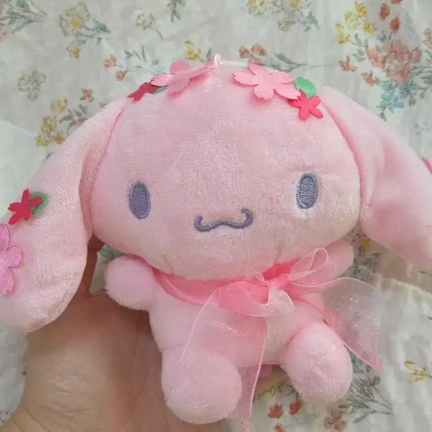 [BUNJANG] Sanrio Cinnamoroll Cherry Blossom Plush Doll / 산리오 시나모롤 벚꽃 인형