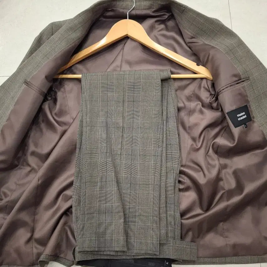 [BUNJANG] Musinsa Standard Glen Check Blazer &amp; Slacks Set / 무신사 스탠다드 글렌 체크 블레이저 셋업 L,31 사이즈