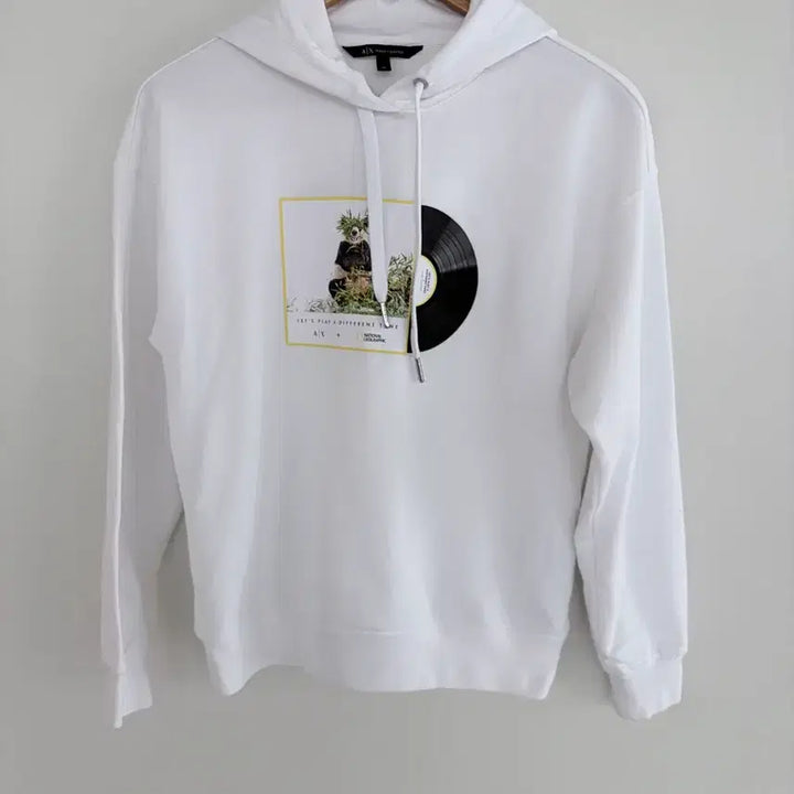 [BUNJANG] Armani Exchange Panda Print Hoodie / 아르마니 익스체인지 화이트 후드티셔츠