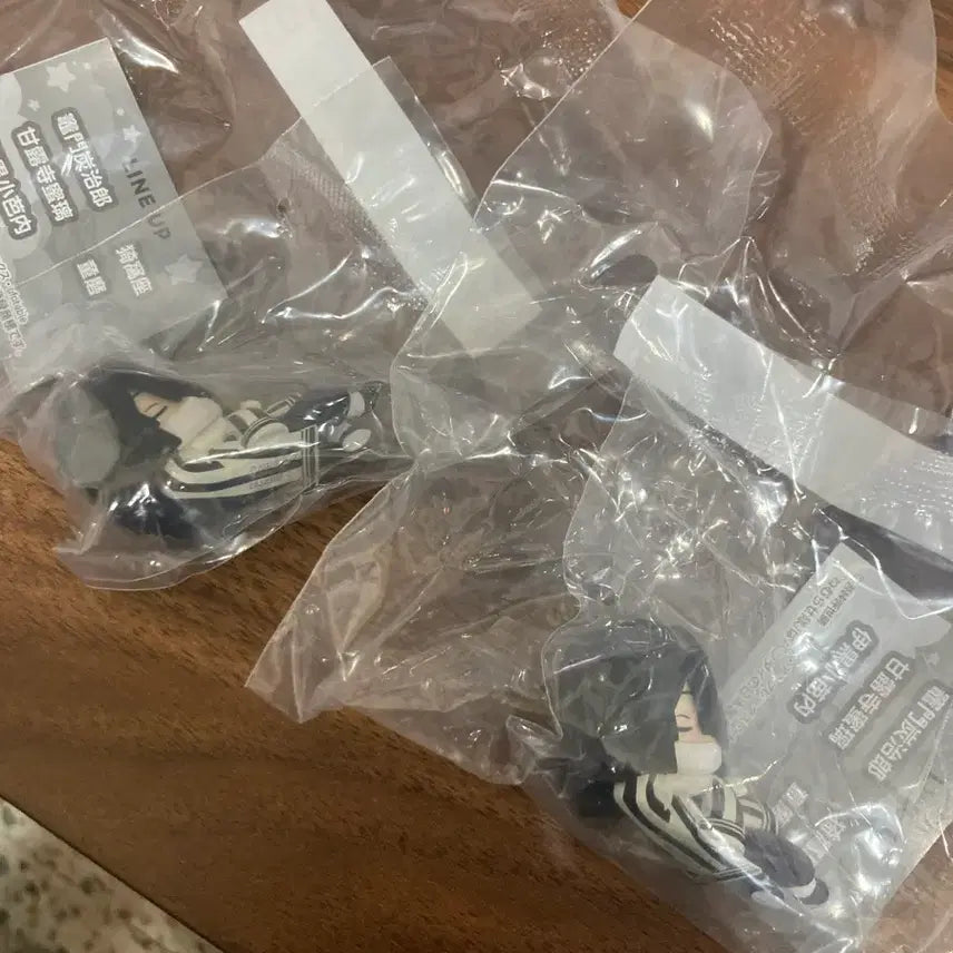 [SOLD OUT] 귀멸의칼날 이구로 오바나이 네무라세타이 가챠