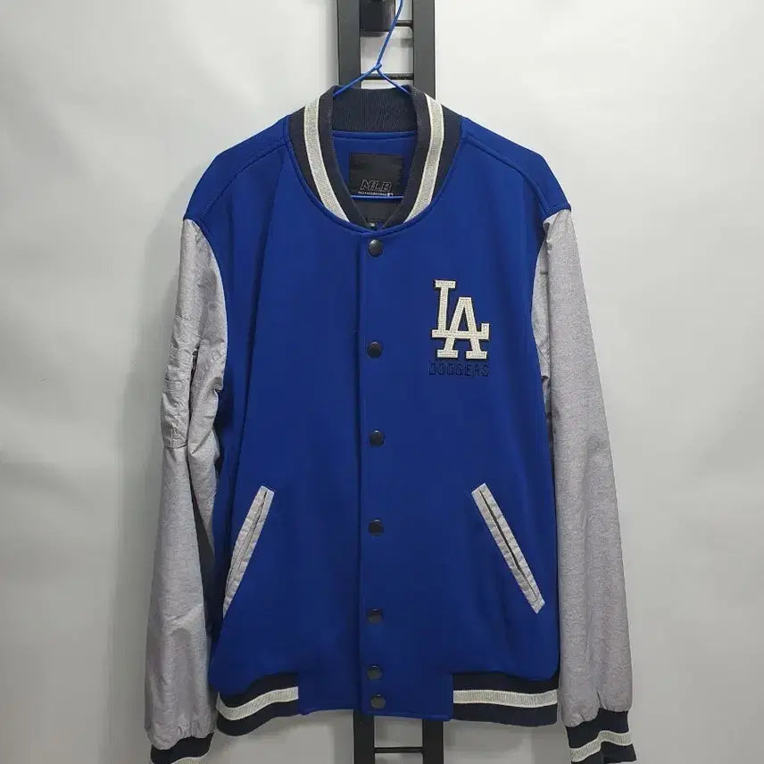 [BUNJANG] MLB LA Dodgers Varsity Jacket Stadium Jumper Blue (Size 100) / MLB 엠엘비 LA다저스 바시티 자켓 스타디움 점퍼 블루 100