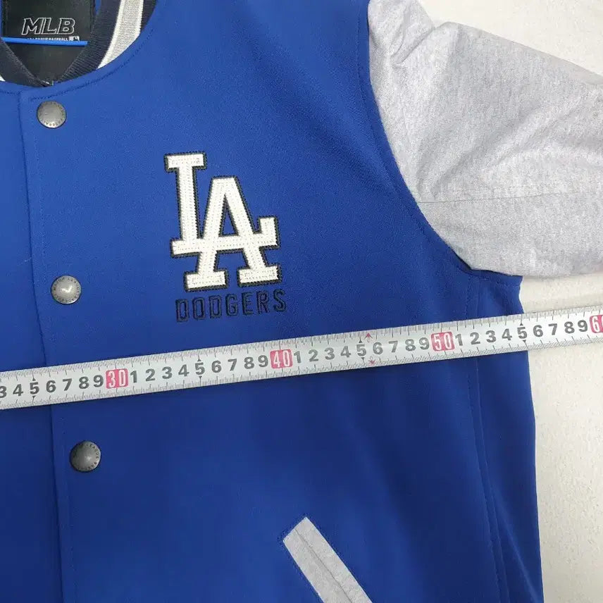 [BUNJANG] MLB LA Dodgers Varsity Jacket Stadium Jumper Blue (Size 100) / MLB 엠엘비 LA다저스 바시티 자켓 스타디움 점퍼 블루 100