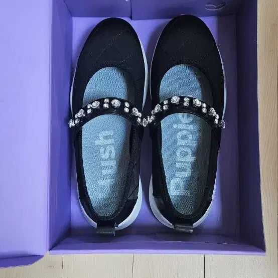 [BUNJANG] Hush Puppies Black Cubic Embellished Mary Jane Flats / 허시파피 블랙 큐빅 장식 메리제인 여성 단화