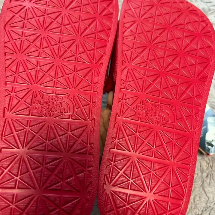 [BUNJANG] The North Face Slippers 240 / 노스페이스 슬리퍼 240