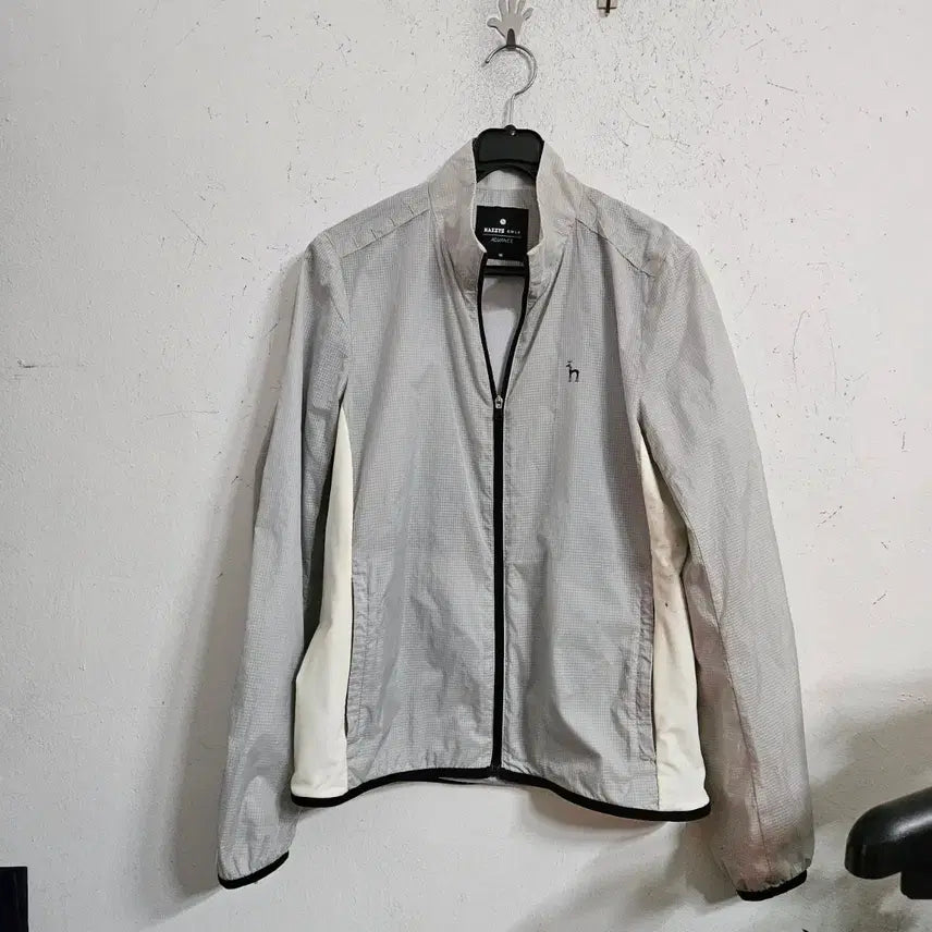 [BUNJANG] Hazzys Golf Windbreaker Jacket Gray 90 / 헤지스 골프 바람막이 점퍼 그레이90
