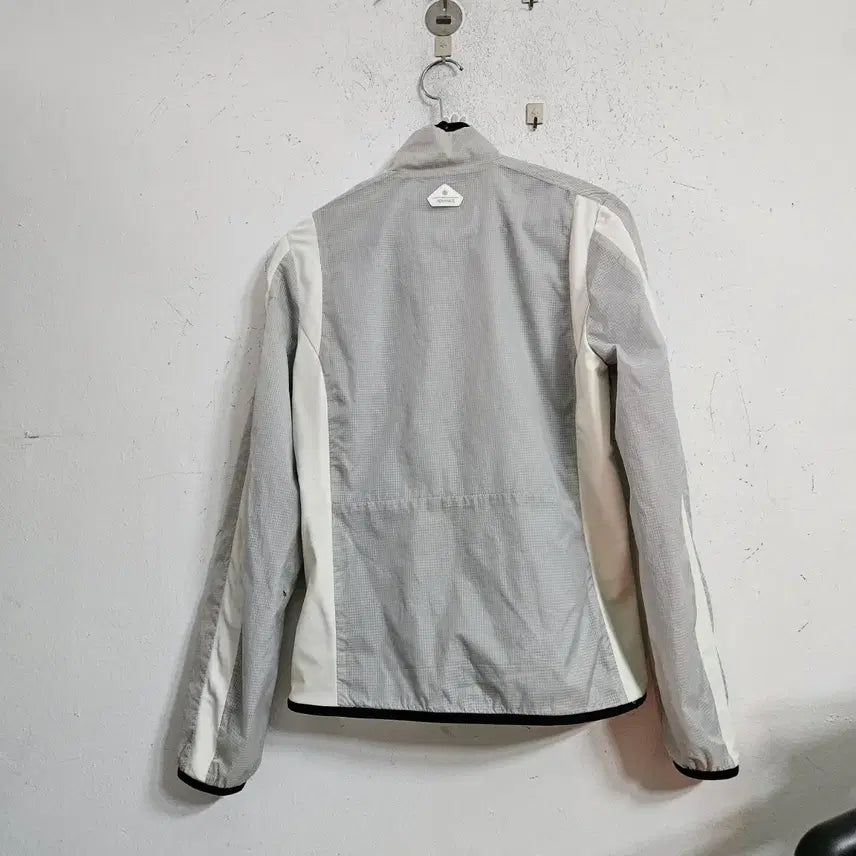 [BUNJANG] Hazzys Golf Windbreaker Jacket Gray 90 / 헤지스 골프 바람막이 점퍼 그레이90