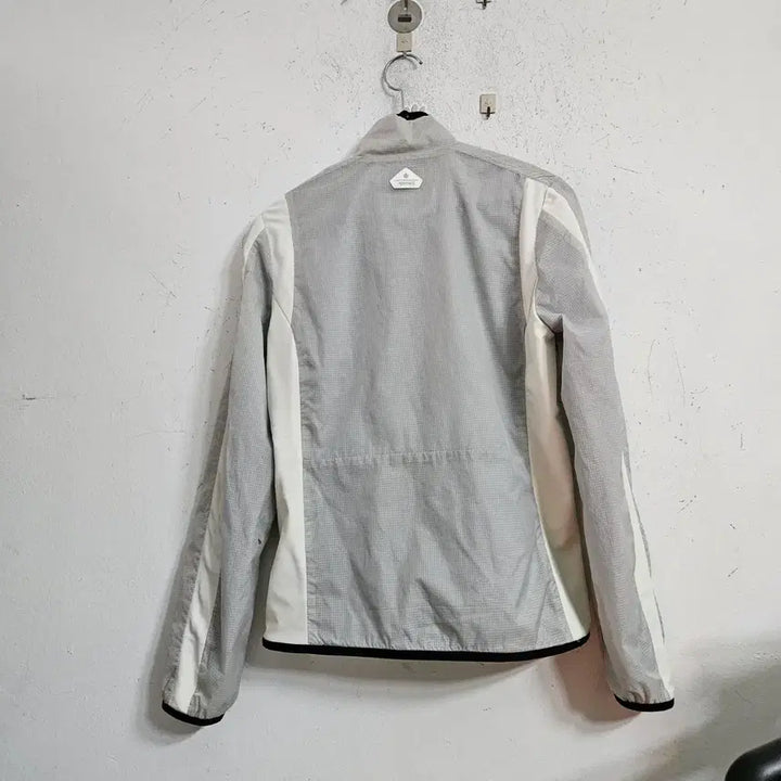 [BUNJANG] Hazzys Golf Windbreaker Jacket Gray 90 / 헤지스 골프 바람막이 점퍼 그레이90