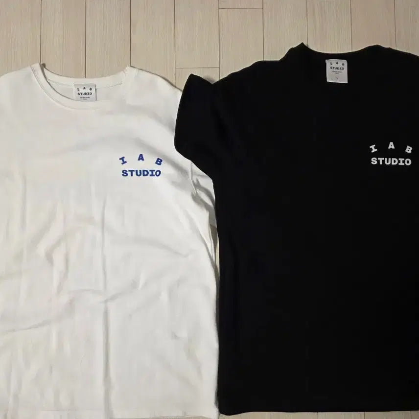 [SOLD OUT] IAB STUDIO 아이앱스튜디오 10주년 티셔츠 블랙/화이트 L