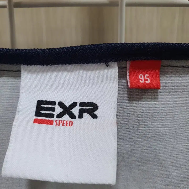 [SOLD OUT] EXR 바람막이 후드 점퍼 네이비