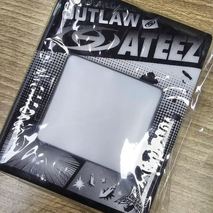 [BUNJANG] ATEEZ Outlaw Bouncy Everline Collect Book / 에이티즈 아웃로우 바운시 에버라인 콜렉트북 콜북