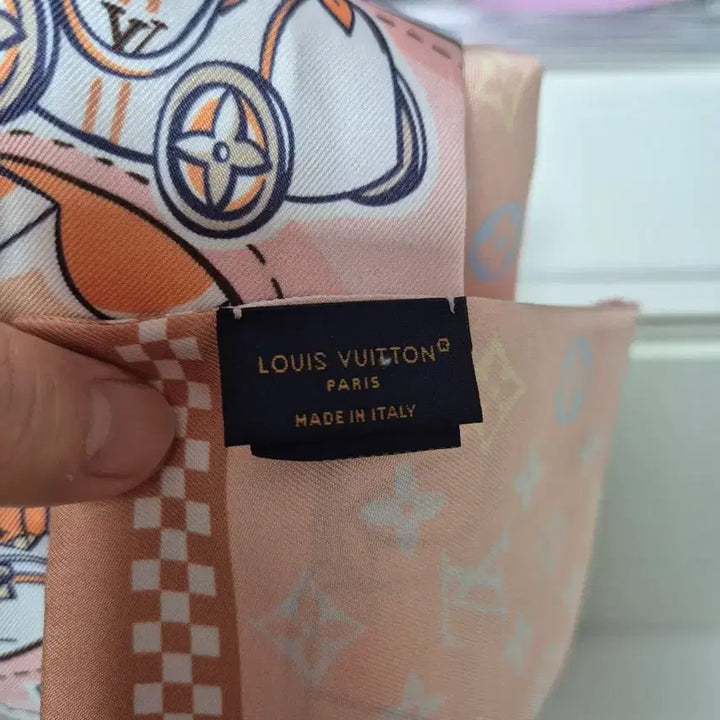 [BUNJANG] Louis Vuitton Petit Mal Travel Bandana Scarf / 루이비통 방도 스카프 쁘띠말 여행