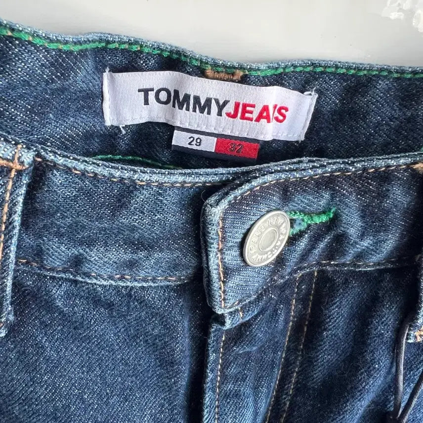 [BUNJANG] Tommy Jeans Mom Jeans EU 29 / [새상품] 토미 진스 맘진, 태그 포함, 진청, EU 29