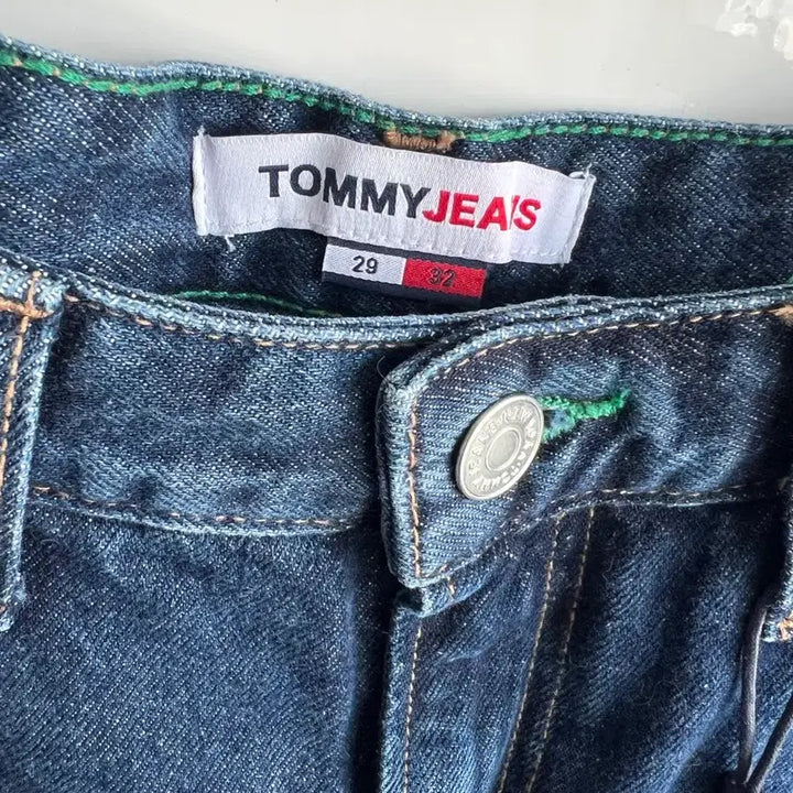 [BUNJANG] Tommy Jeans Mom Jeans EU 29 / [새상품] 토미 진스 맘진, 태그 포함, 진청, EU 29