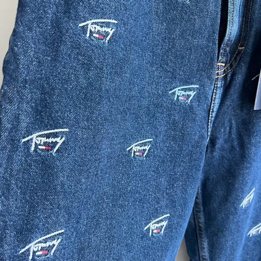 [BUNJANG] Tommy Jeans Mom Jeans EU 29 / [새상품] 토미 진스 맘진, 태그 포함, 진청, EU 29
