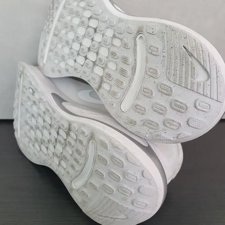 [BUNJANG] Nike Journey Run White (240) / 나이키 저니 런 화이트 (240)