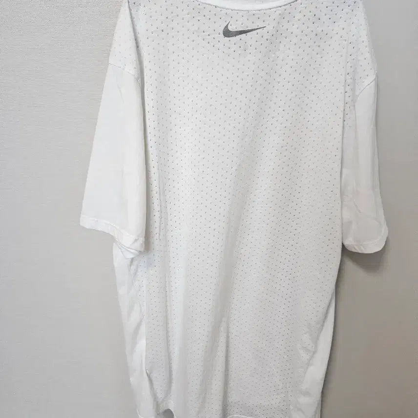 [SOLD OUT] 나이키 드라이핏 러닝 반팔 티셔츠 화이트