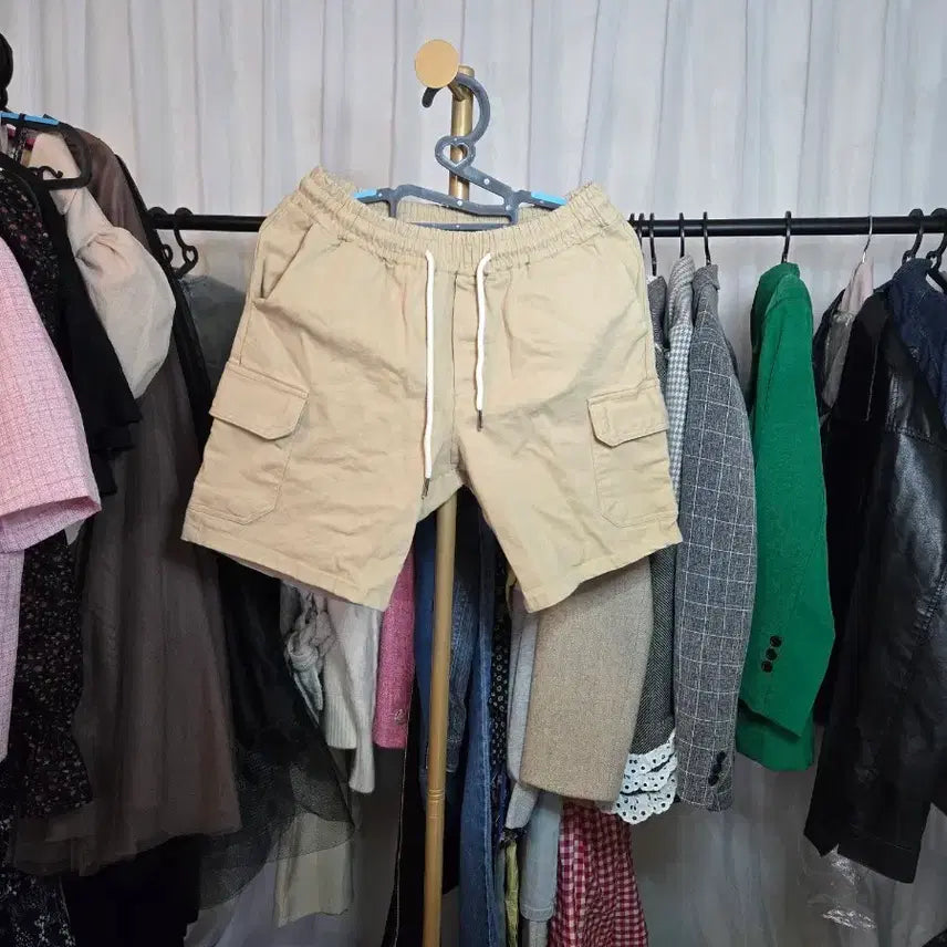 [BUNJANG] Beige Cargo Shorts - Free Size / 베이지색 카고 반바지 프리