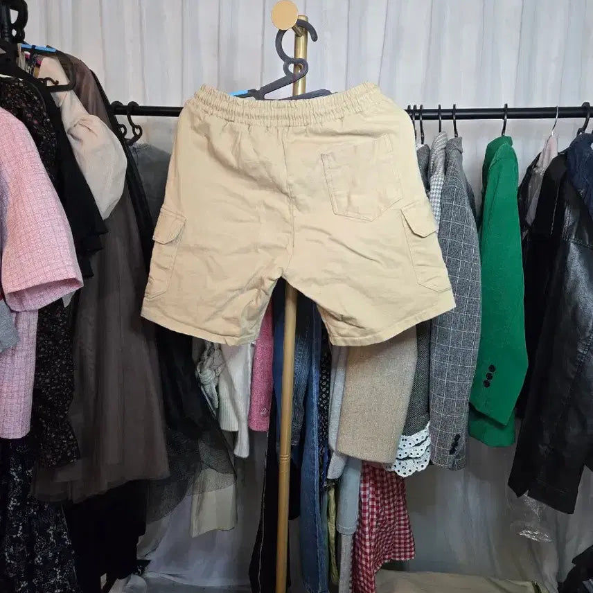 [BUNJANG] Beige Cargo Shorts - Free Size / 베이지색 카고 반바지 프리
