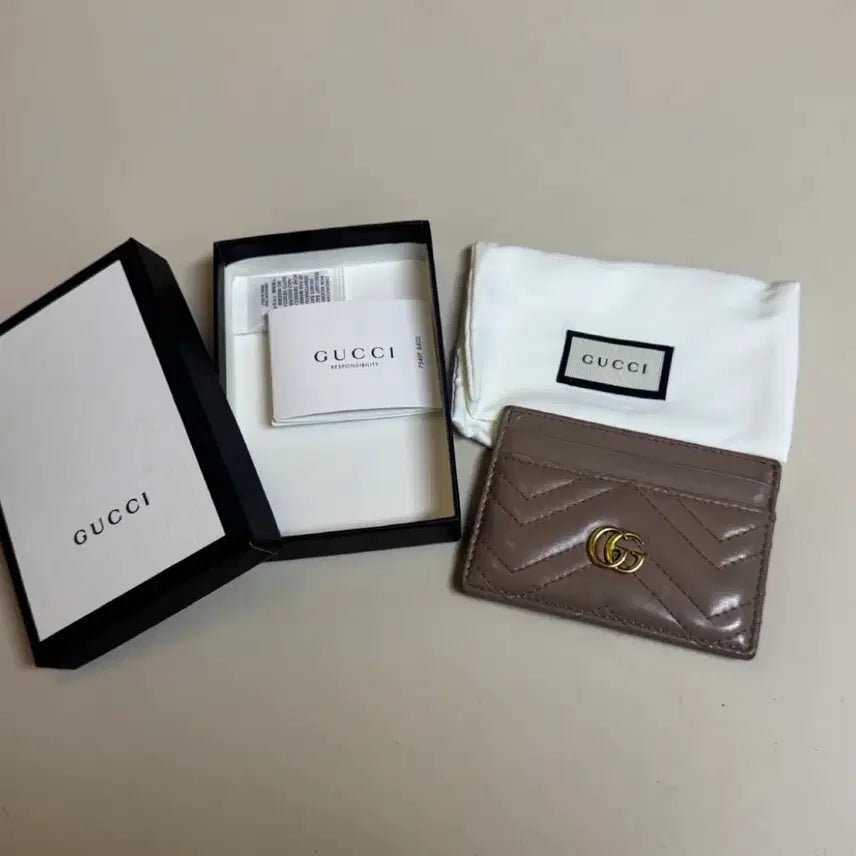 [SOLD OUT] 구찌 gg 마몽 카드지갑