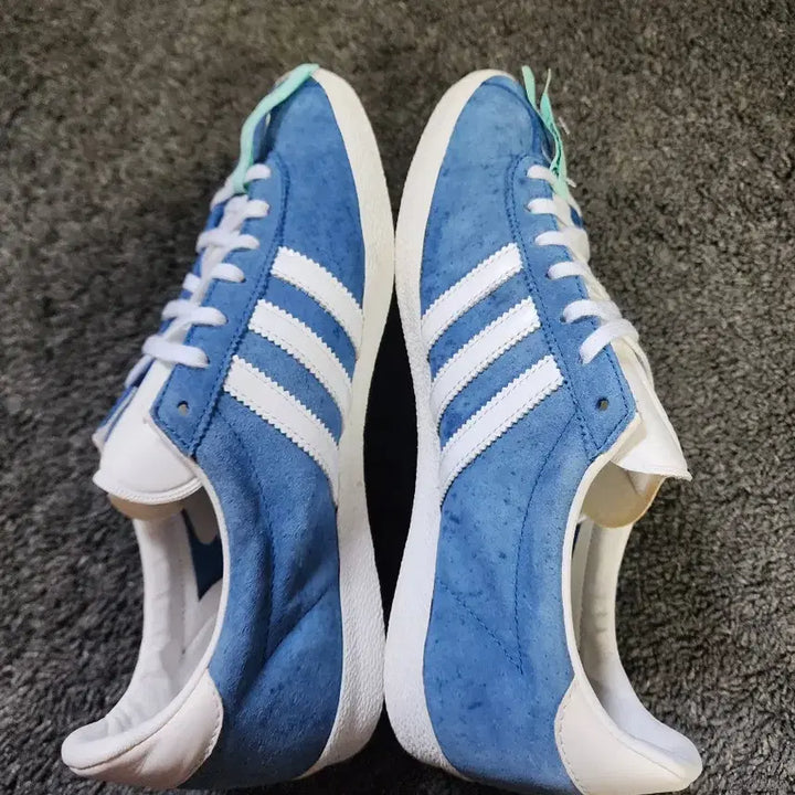 [SOLD OUT] 아디다스 가젤 스웨이드 스카이블루  250사이즈