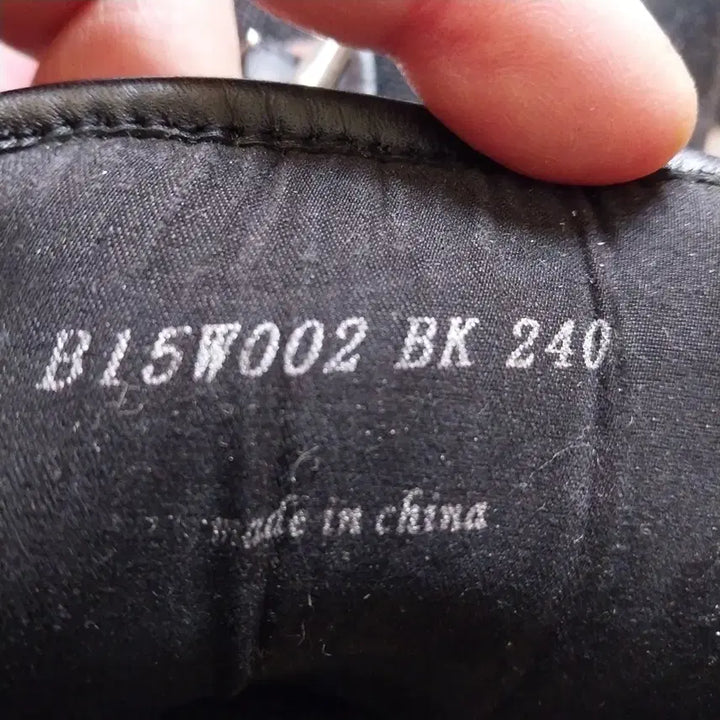 [BUNJANG] Black Belted Ankle Boots / 블랙 벨트 장식 앵클 부츠