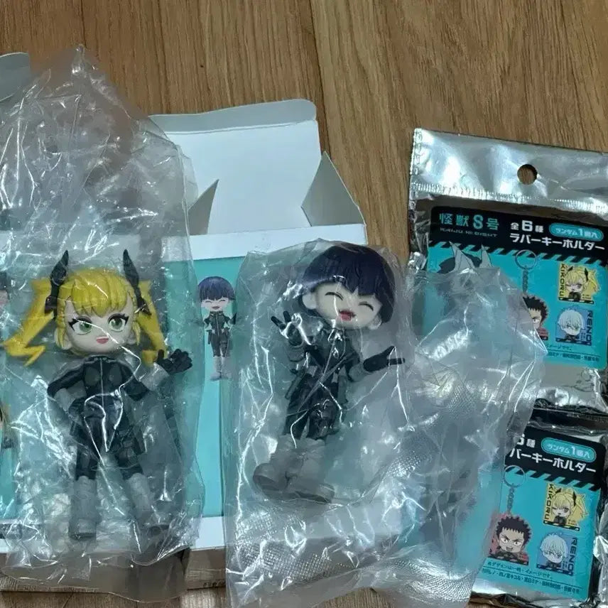 [BUNJANG] Kaiju No. 8 Philvers Hoshina Kikoru Figure + Rubber Charm / 괴수8호 필버스 호시나 키코루 + 덤 러버참