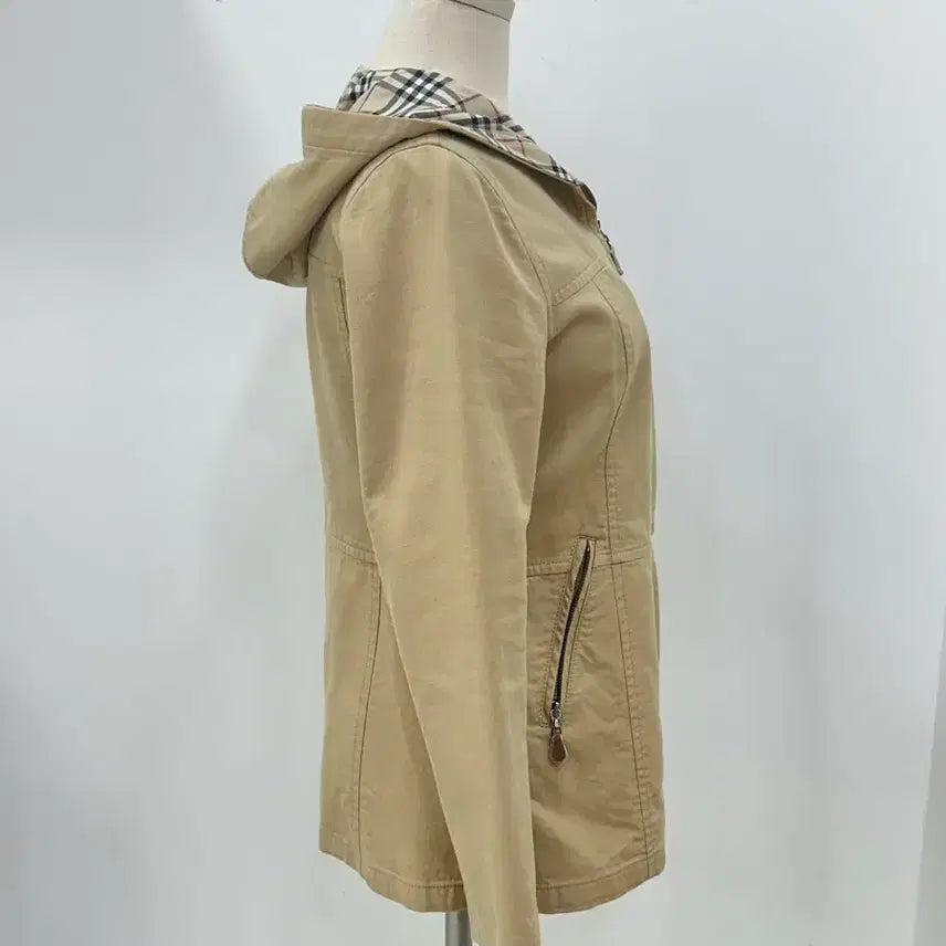 [BUNJANG] Burberry London Blue Label Hooded Jacket / 버버리 런던 블루라벨 후드 자켓