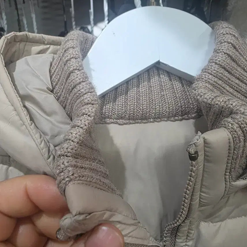 [BUNJANG] Pespow Knit Sleeve Padded Hooded Zip-up Jacket / 패스퍼우 pespow 니트 소매 패딩 후드 집업