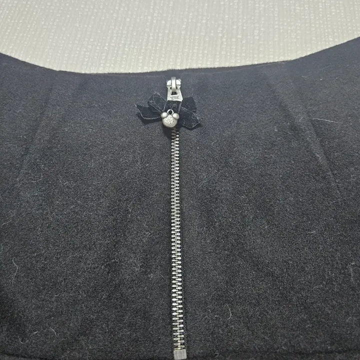 [BUNJANG] Tini Wini Wool Mini Skirt (S Size) / 티니위니 모직 미니스커트 s사이즈