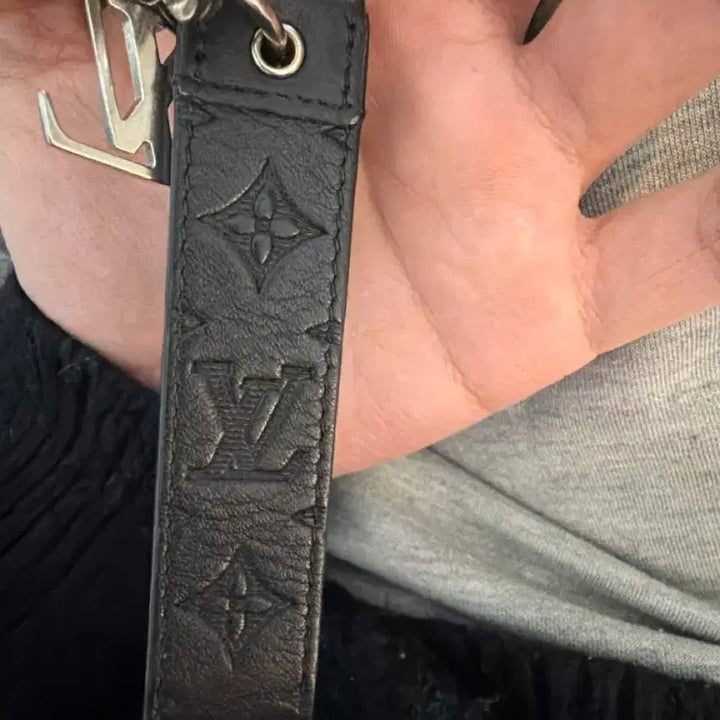 [BUNJANG] Shadow Dragonne Keyholder Bag Charm / 섀도우 드라곤느 키홀더 백참