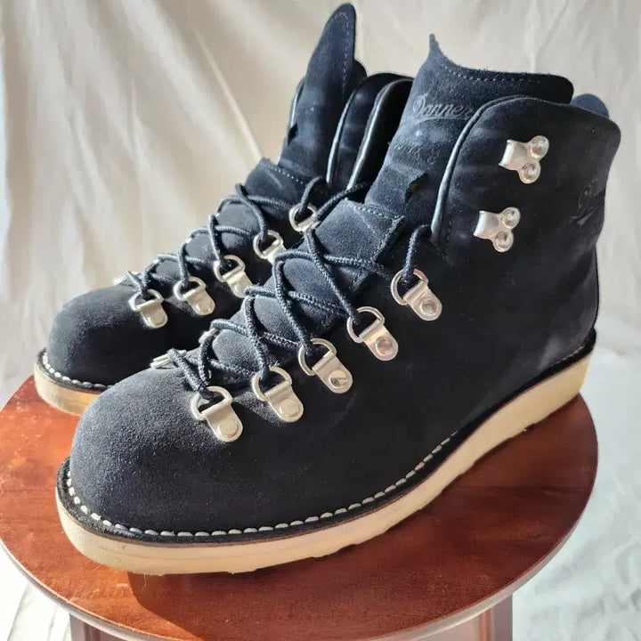 [BUNJANG] Danner SHIPS Mountain Suede Boots / Danner mountain suede X SHIPS US 8ee