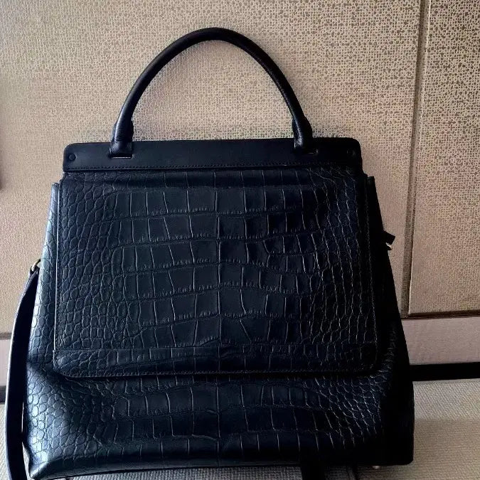 [BUNJANG] Rookieism Cowhide Tote Bag / Shoulder Bag / 루키즘 소가죽 토드백 겸 숄더백