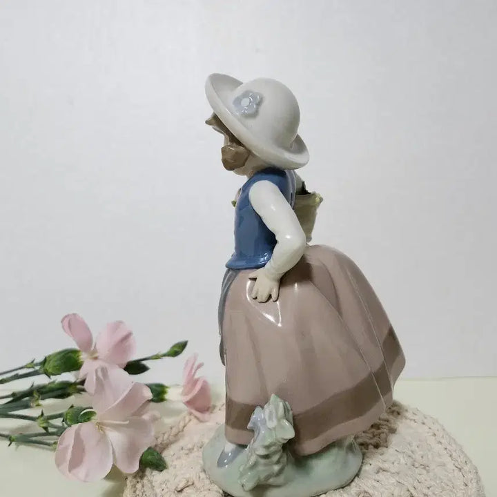 [BUNJANG] Lladro Sweet Scent Figurine / 야드로 달콤한 향기 피겨린
