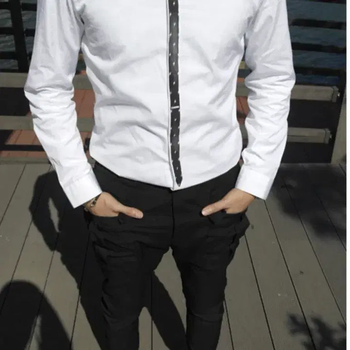 [BUNJANG] Lightning Tie Shirt White Size 100 / 번개타이 셔츠 화이트 95-슬림100 사이즈