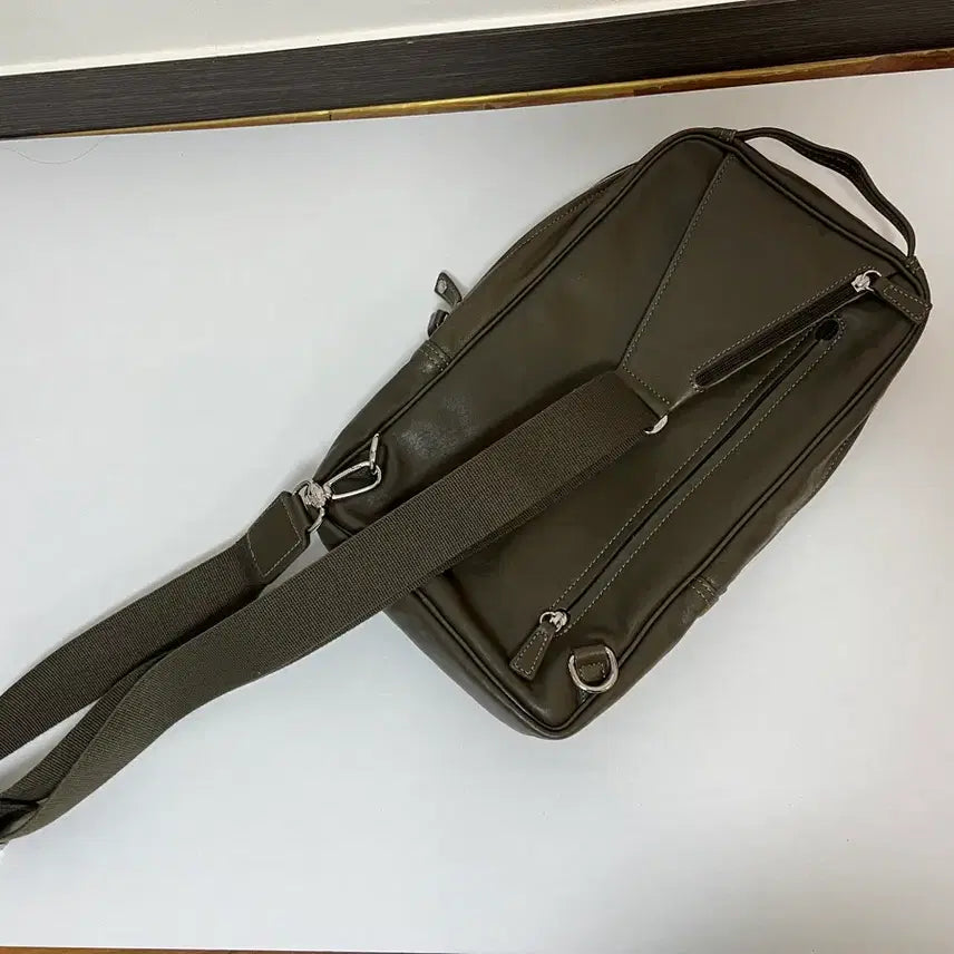[BUNJANG] Longchamp Leather Crossbody Bag / 롱샴 Longchamp 정품 가죽 크로스백