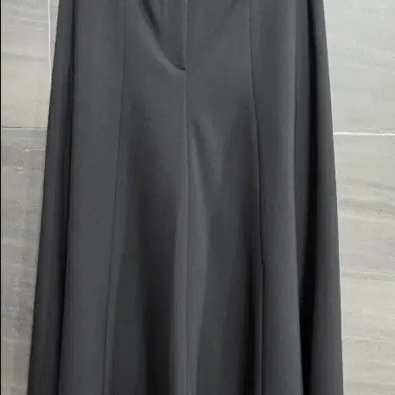 [BUNJANG] Egoist Wide Skort S / 에고이스트, 세련된 와이드 치마바지 S,  거의 새상품