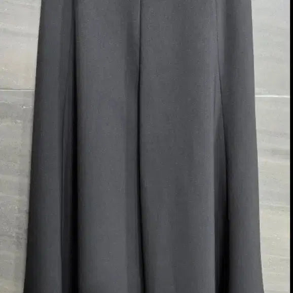[BUNJANG] Egoist Wide Skort S / 에고이스트, 세련된 와이드 치마바지 S,  거의 새상품