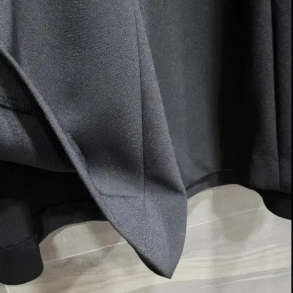 [BUNJANG] Egoist Wide Skort S / 에고이스트, 세련된 와이드 치마바지 S,  거의 새상품