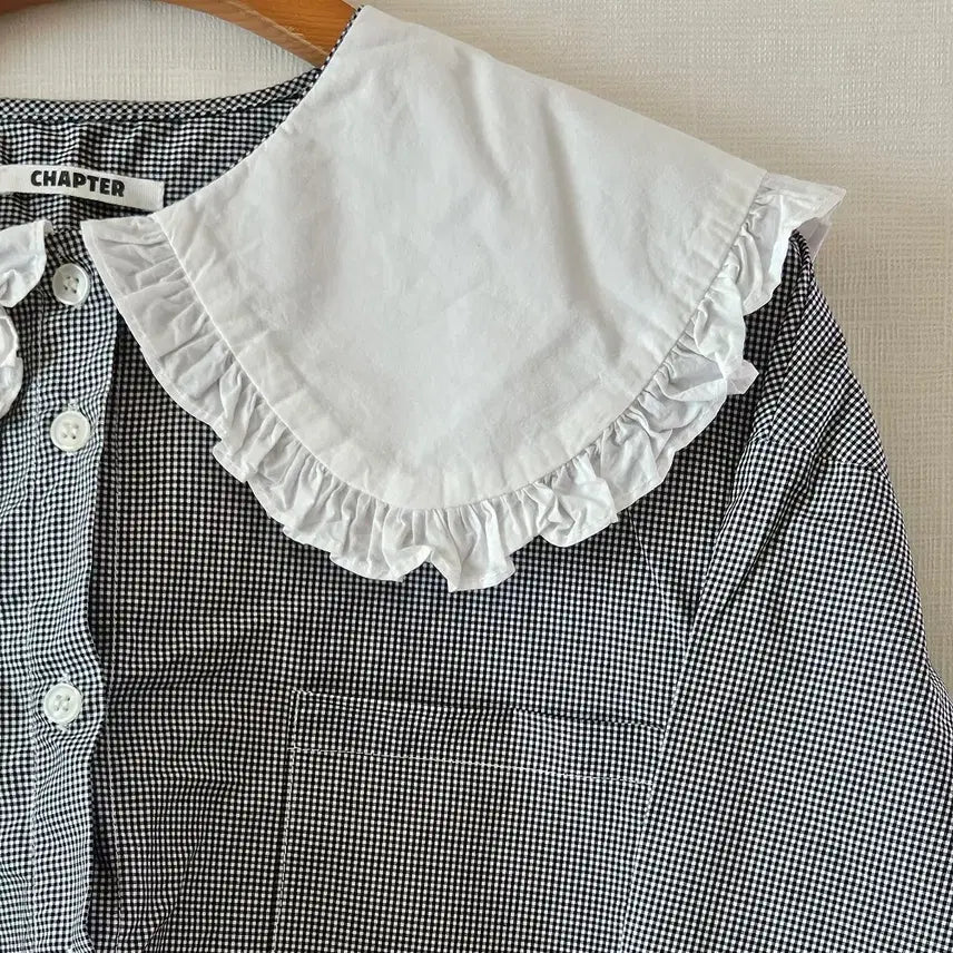 [SOLD OUT] 크롭 셔링카라 블라우스 (실착 1회)