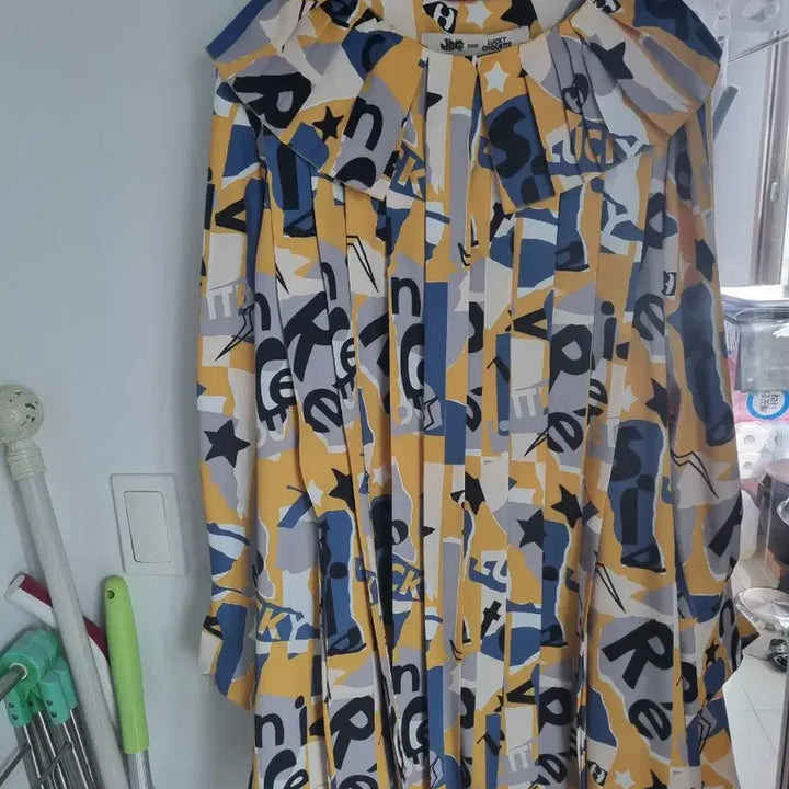 [BUNJANG] JDC Resistance Print Pleated Mini Dress / JDC 레지스탕스 프린트 플리츠  원피스