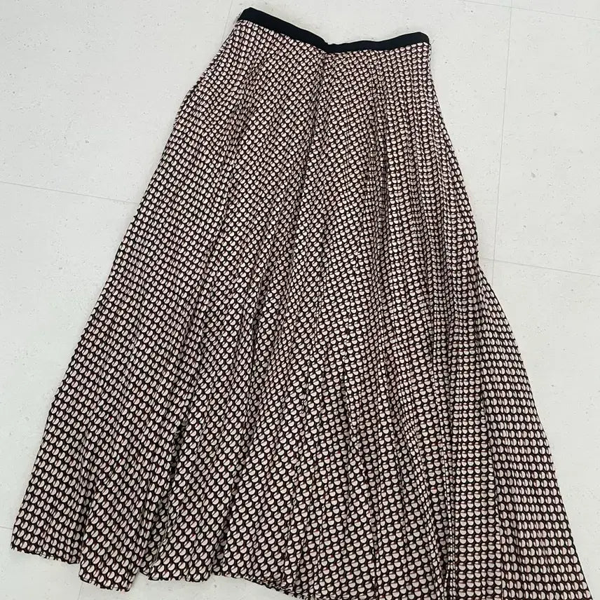 [BUNJANG] Beige Pattern Pleated Long Skirt / 패턴 플리츠 롱 스커트(새상품)