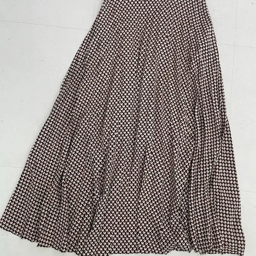 [BUNJANG] Beige Pattern Pleated Long Skirt / 패턴 플리츠 롱 스커트(새상품)