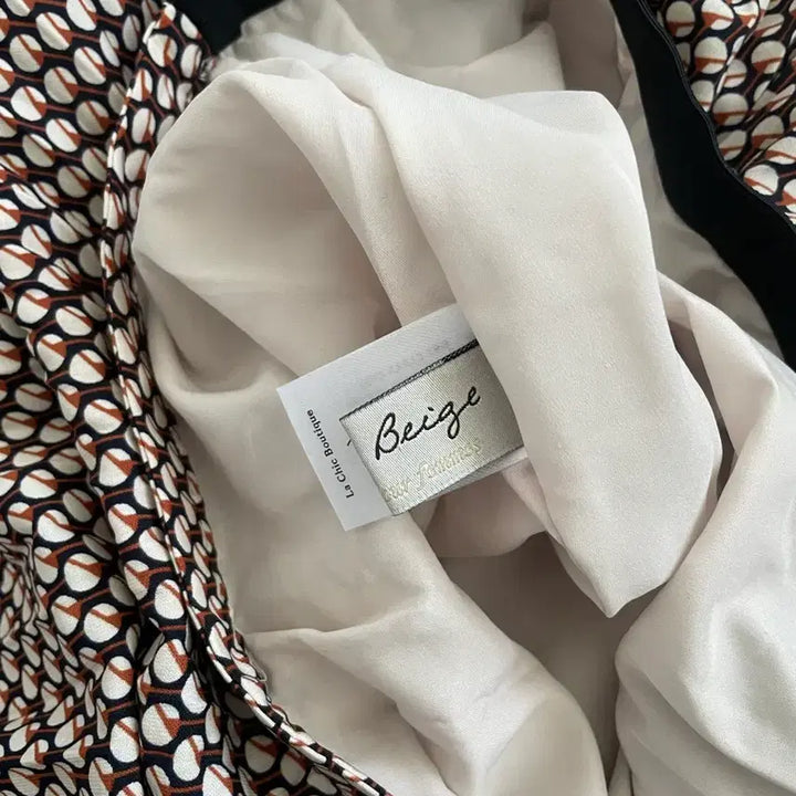[BUNJANG] Beige Pattern Pleated Long Skirt / 패턴 플리츠 롱 스커트(새상품)