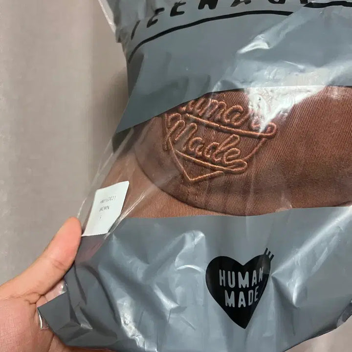 [BUNJANG] Human Made Twill Ball Cap Brown / 휴먼메이드 6패널 트윌 볼캡 브라운