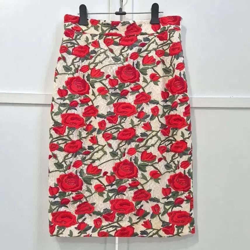 [BUNJANG] Minimal Rose Embroidery Lace Skirt / 미니멈 장미 자수 레이스 스커트