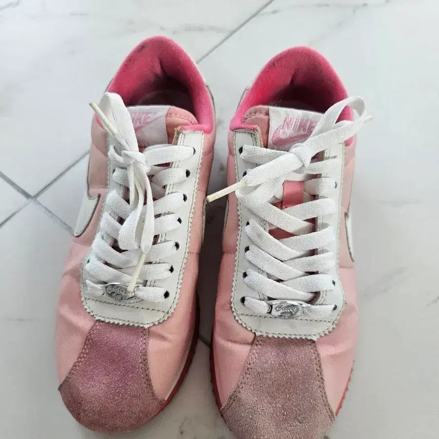 [BUNJANG] Nike Cortez Sneakers / 나이키 코르테즈 스니커즈 (230)