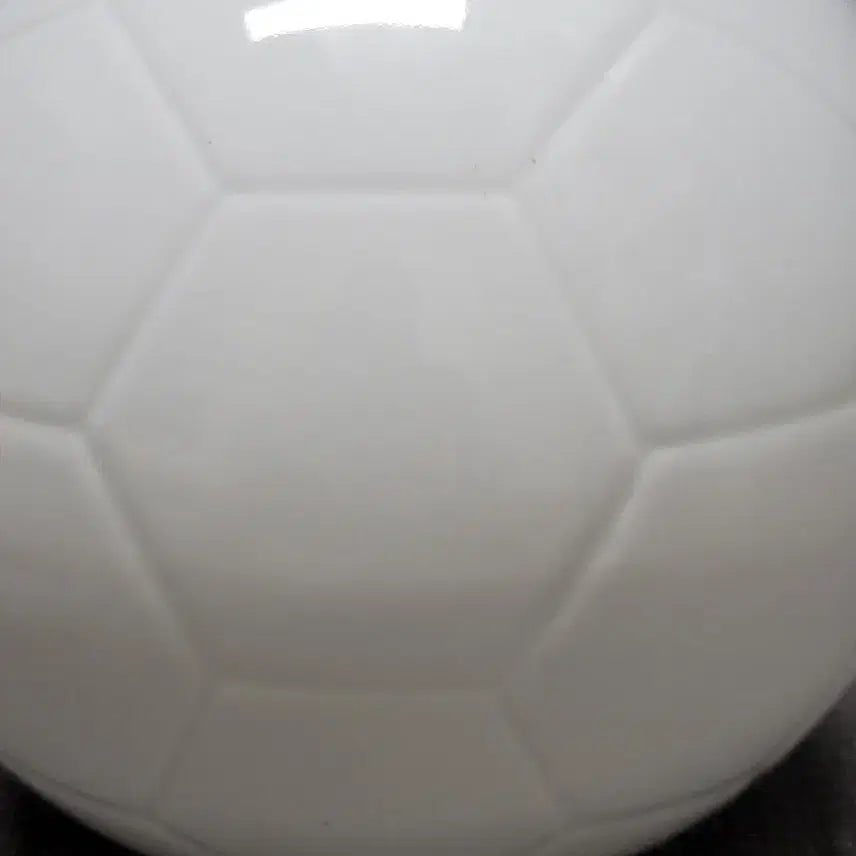 [BUNJANG] White Porcelain Soccer Ball / 백자 도자기 축구공