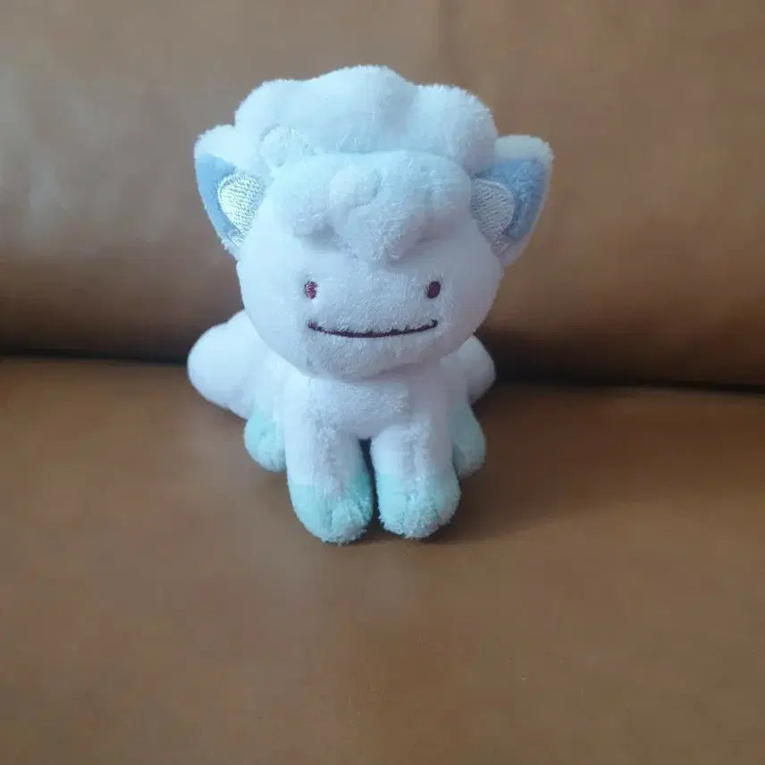 [BUNJANG] Pokemon Metamong Alolan Vulpix Keychain Doll / 포켓몬 변신메타몽 알로라 식스테일 키링 인형
