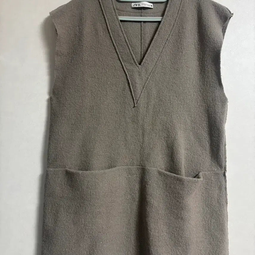 [BUNJANG] Zara V-Neck Vest Dress / Zara 베스트 원피스
