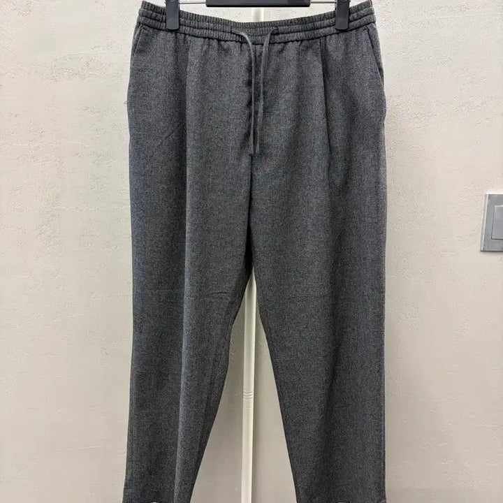 [BUNJANG] Series Urban Generation Gray Training Pants M / Series; urban generation 회색 트레이닝 바지 M